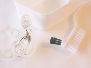 If you suffer from sleep apnea, dental appliances are one alternative to the CPAP machine.